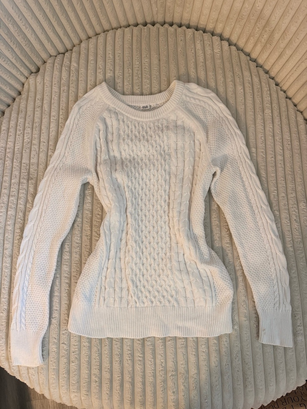 GAP Women's White Cable Knit Crewneck Sweater